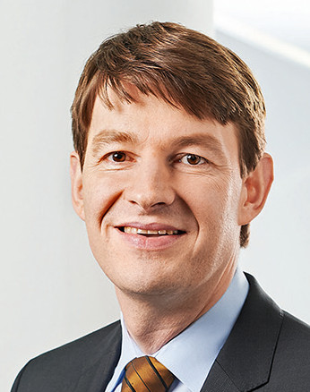 Schaeferbarthold_Bernard_CFO_Nordex Bernard Schäferbarthold, Hella KGaA Hueck & Co.