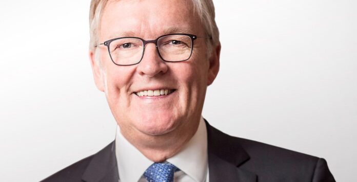 Der Ruf von Air-Berlin-Chef Thomas Winkelmann hat in den vergangenen Monaten gelitten. Nun verteidigt der CEO sein Vorgehen beim Verkauf der insolventen Airline.