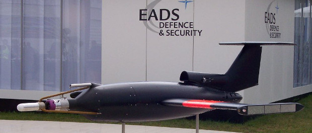 Das Geschäft mit Lenkflugkörpern gehört weiter zum Kerngeschäft der Airbus-Verteidigungssparte - ein Geschäftsvolumen von 2 Milliarden Euro steht hingegen zur Disposition. Rheinmetall gilt als interessiert an zwei Targets.