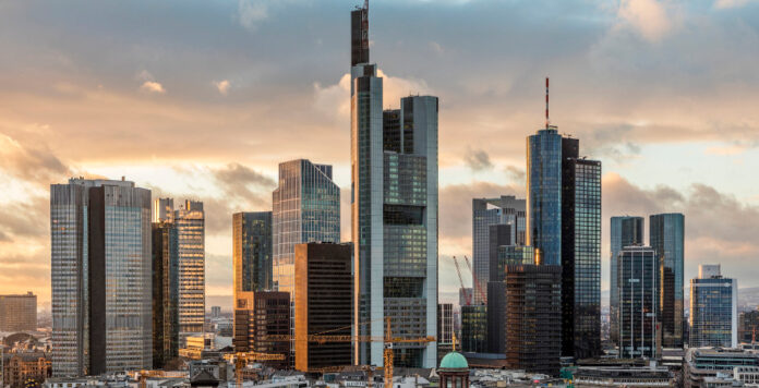 Die PwC-Studie, bei der 100 Manager aus dem deutschen Kreditgeschäft befragt wurden, zeigt: Das Risikobewusstsein deutscher Banken hat sich seit der Finanzkrise 2008 nicht merklich verändert.