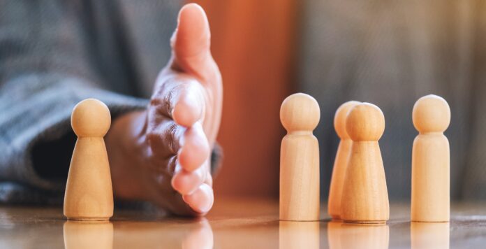 Welcher Teil passt nicht mehr dazu? Nach der Coronakrise stellen viele Konzerne ihr Portfolio auf den Prüfstand.