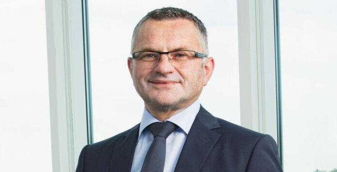 Volker Walprecht ist seit März bei dem Explosionsschutzkonzern R. Stahl, seit Juli bekleidet er den CFO-Posten. Seither begleitet er die Restrukturierung.