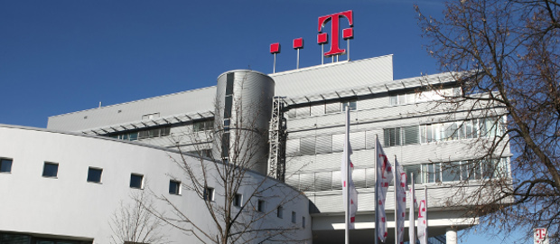 Die Deutsche Telekom hat eine Benchmarkanleihe mit einem Milliardenvolumen platziert.