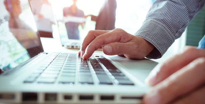 Der Betreiber digitaler Marktplätze, Scout 24, hat Ende März große Teile eines Kredits tilgen können.