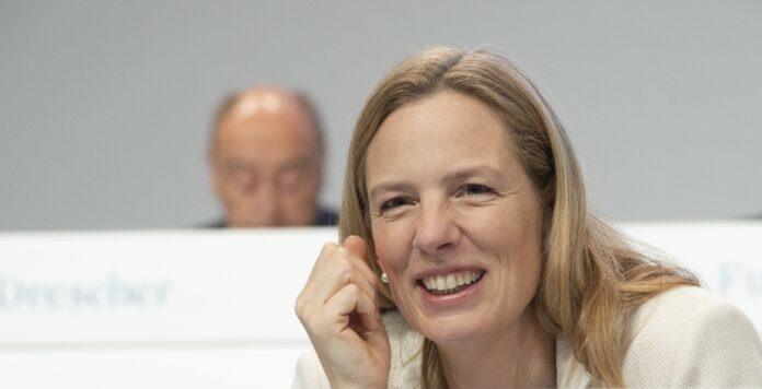 Mit dem ersten Green Bond hat CFO Helene von Roeder Vonovia 600 Millionen Euro an frischem Kapital gesichert. Das Geld soll in nachhaltige Projekte der Bochumer fließen.