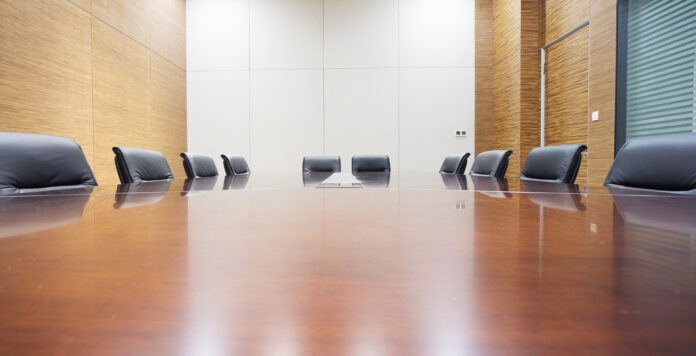 Die Kanzlei Freshfields hat es in der Gesamtbetrachtung erneut zum beliebtesten Arbeitgeber geschafft. Dabei ist es um die Zufriedenheit der Associates im Vergleich nicht immer gut bestellt.