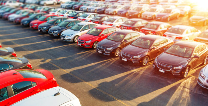 Managementfehler, exponentiell steigende Lohnkosten, fehlgeschlagene Expansionspläne: Viele Probleme haben bei dem Autozulieferer Borgers eine handfeste Unternehmenskrise ausgelöst.