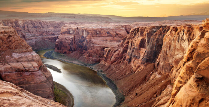 Unterschiedliche Markterwartungen: Wie tief ist die Kluft zwischen Banken und Debt-Fonds am deutschen Markt für Leveraged Finance?