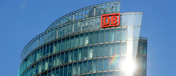 M&A-Deals: Die Deutsche Bahn will ihr Fernbusangebot erhöhen. Dafür übernimmt sie Berlin Linien Bus.