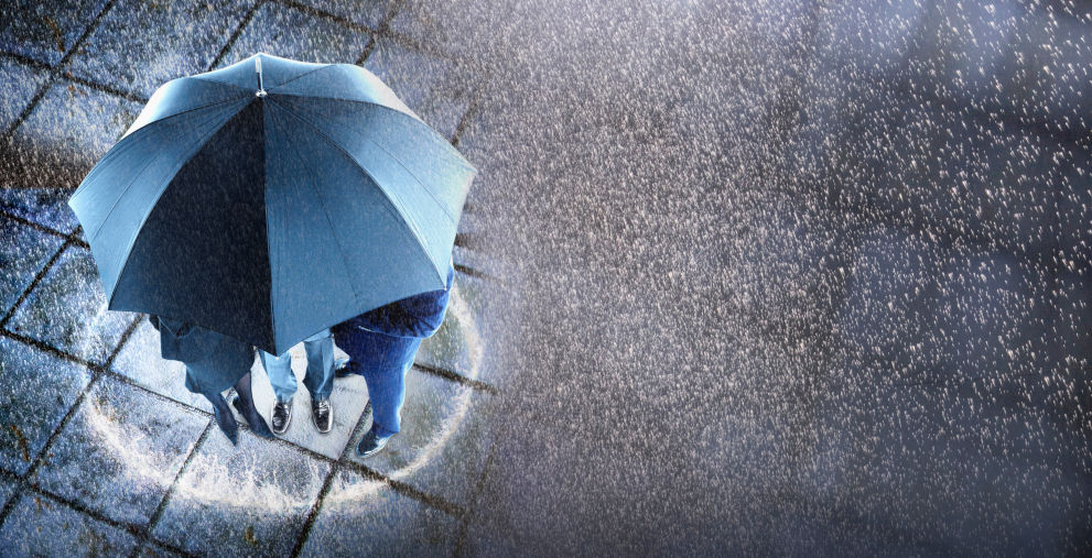 Unter den Schutzschirm kann nicht jeder Schuldner. Foto: Mike Watson Images/moodboard/Thinkstock/Getty Images