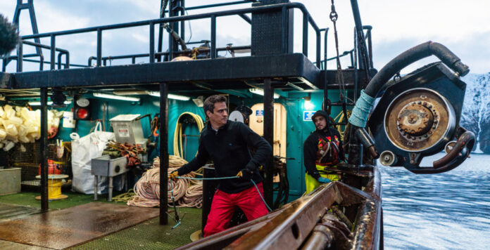 Nicht nur in New York, sondern auch als Besucher der Discovery-Channel-Produktion „Deadliest Catch“ in Alaska zeigt CFO Gunnar Wiedenfels Einsatz.