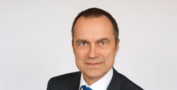 Hat beim Turnaround-Investor Aurelius viel erlebt: CFO Steffen Schiefer.