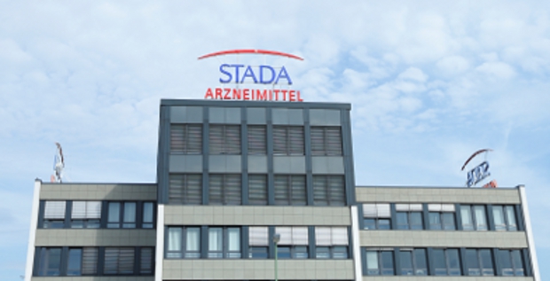 Noch knapp zwei Wochen läuft das Angebot von Bain und Cinven an die Stada-Aktionäre. Die PE-Investoren bleiben weiter ohne Gegenofferte.