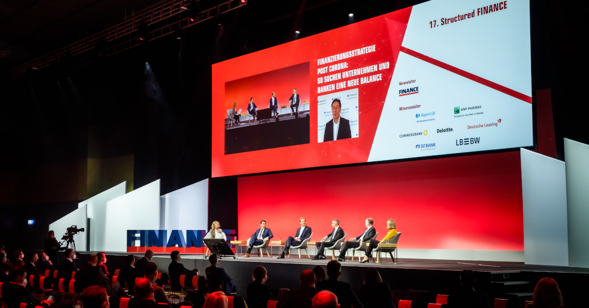 Auftaktdiskussion der Structured FINANCE: In diesem Jahr gibt es einige Neuerungen und ein Public Viewing. Foto: FINANCE