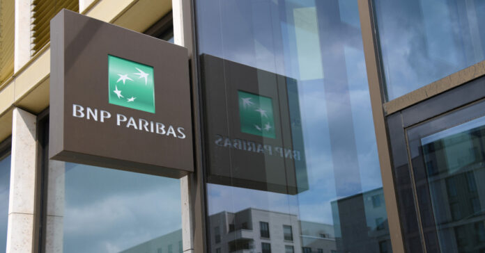 Die französische BNP Paribas sichert sich im FINANCE-Banken-Survey 2022 erneut den Titel der aktivsten Auslandsbank. Foto: nmann77 - stock.adobe.com