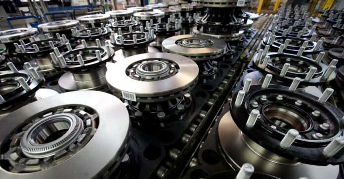 Nach einem Cyberangriff auf den Nutzfahrzeug-Zulieferer SAF-Holland stehen Teile von dessen Produktion still. Foto: SAF-Holland