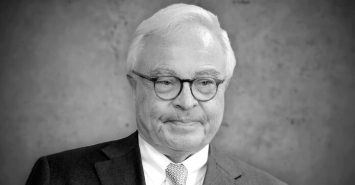 Der ehemalige Vorstandssprecher und Aufsichtsratsvorsitzende der Deutschen Bank Rolf-Ernst Breuer ist nach längerer Krankheit im Alter von 86 Jahren gestorben. Foto: picture alliance / Sven Simon | Frank Hoemann/Sven Simon; Archivfoto aus dem Jahr 2016