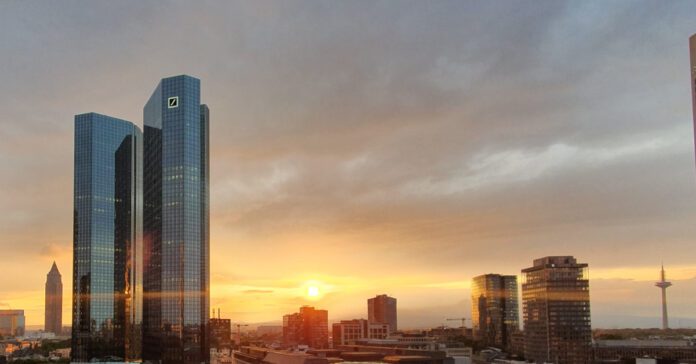 Der diesjährige Gewinner des FINANCE Banken-Survey ist ein alter Bekannter. Foto: marius - stock.adobe.com