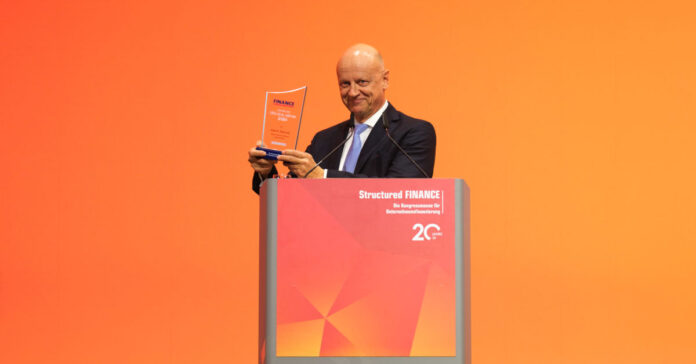 Siemens-CFO Ralf Thomas wurde auf der 20. Structured FINANCE zum CFO des Jahres 2024 gekürt. Foto: F.A.Z. Business Media GmbH/Dirk Beichert BusinessPhoto