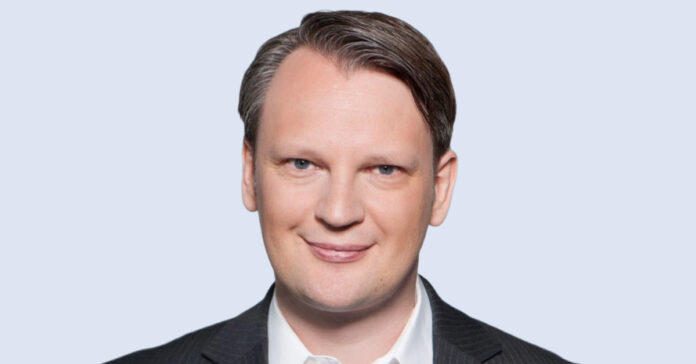 Sebastian Bielski hat während seiner Bankenzeit ab und zu die Nacht durchgearbeitet. Foto: Zeal Network