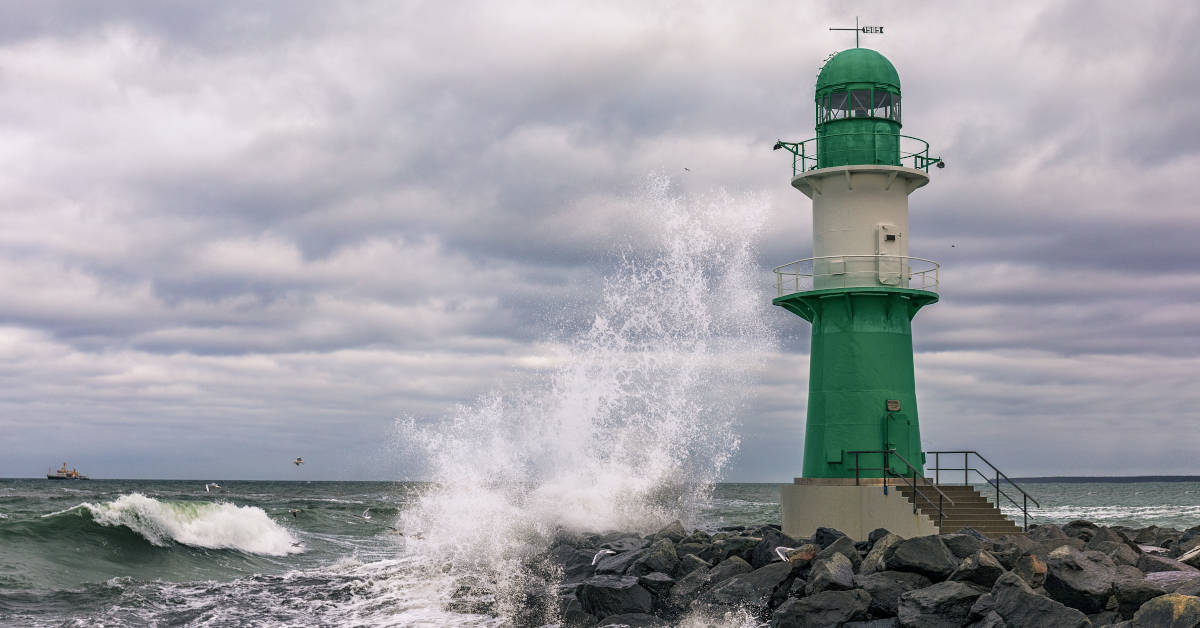 Der Markt für nachhaltige Finanzierungen hat es derzeit nicht leicht. Kann er dem Sturm trotzen? Foto: thorstenstark - stock.adobe.com