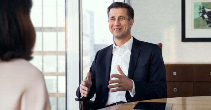Commerzbank Firmenkundenvorstand Michael Kotzbauer will im Auslandsgeschäft wachsen. Foto: Commerzbank
