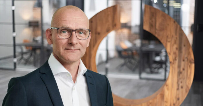 Kai-Ulrich Deissner ist seit 2023 CFO von Ceconomy. Nun soll er interimistisch als CEO die Unternehmensgeschicke führen. Foto: Ceconomy
