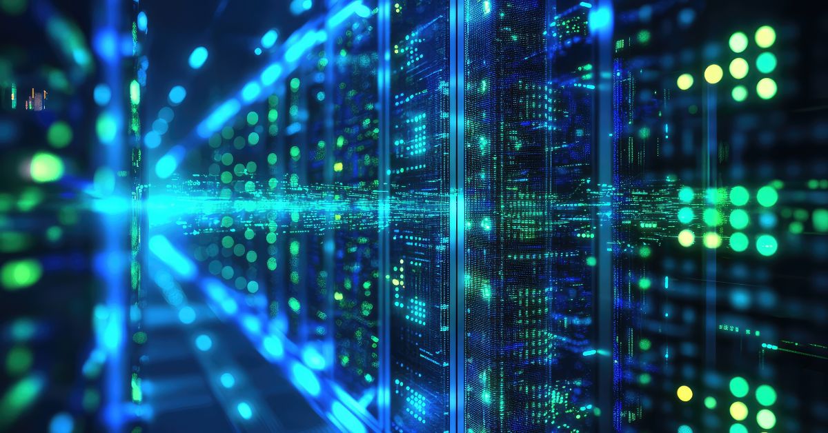 Leuchtend blau-grün beleuchtete Serverreihen in einem Rechenzentrum mit digital wirkenden Lichtmustern und Datenströmen.