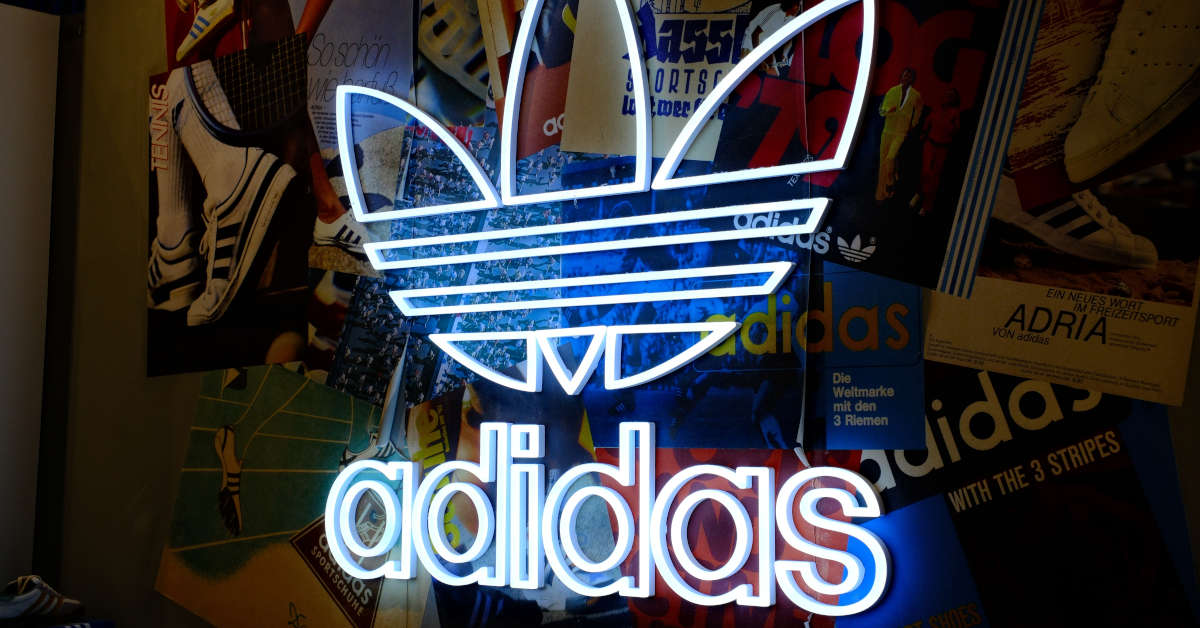 Adidas hat sich wieder an den Kapitalmarkt gewagt. Foto: Robert – stock.adobe.com