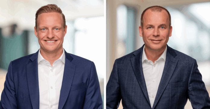 Frederik Gottlob (links) beerbt Tobias Bitterich (rechts) nach mehr als 18 Jahren als Leiter Corporate Banking. Fotos: Berenberg