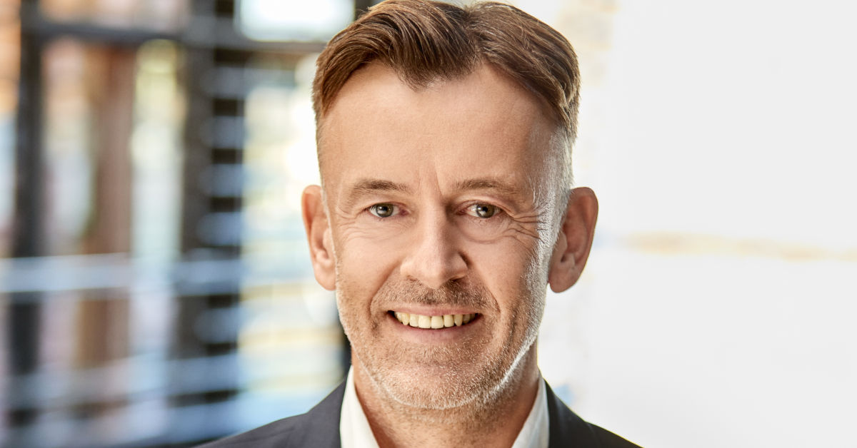 Henning Gieseke verantwortete seit Juni 2021 die Finanzen der Ströer Gruppe. Foto: Ströer.