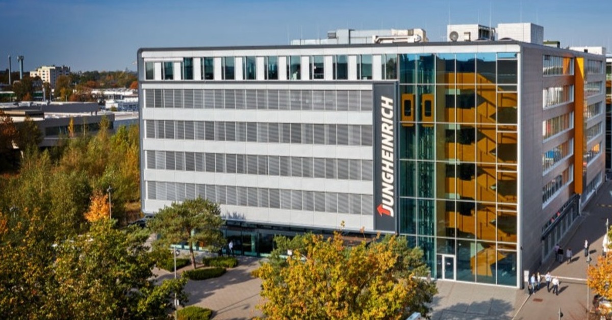 Jungheinrich und die neue CFO Heike Wulff gehen nach wenigen Monaten getrennte Wege. Foto: Jungheinrich AG