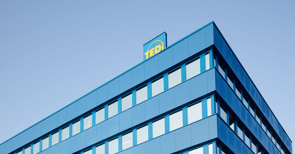 Darius Kauthe verantwortet seit Sommer 2023 die Finanzen bei dem Dortmunder Discounter Tedi. Foto: TEDi GmbH & Co. KG
