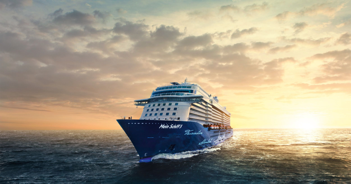 Nach dem Beginn des Iran-Kriegs steckte das Kreuzfahrtschiff „Mein Schiff 5“ knapp zwei Monate im Persischen Golf fest. Foto: Skynamic GmbH