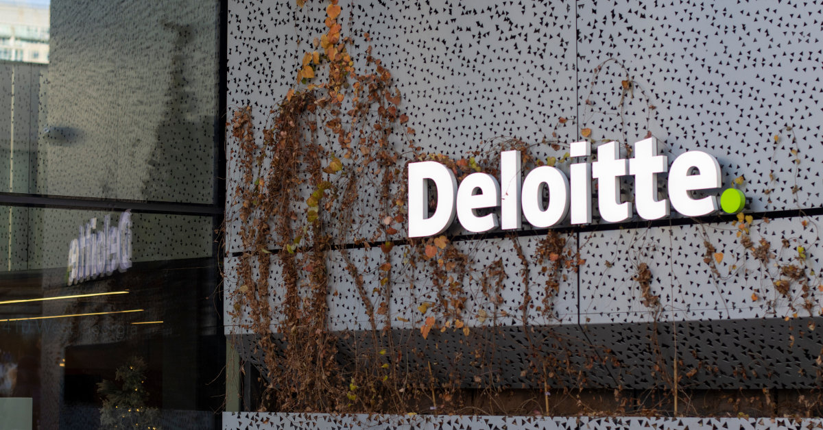 Deloitte bleibt bei Studierenden die beliebteste Big Four, doch wie lange noch? Foto: Tada Images - stgock.adobe.com