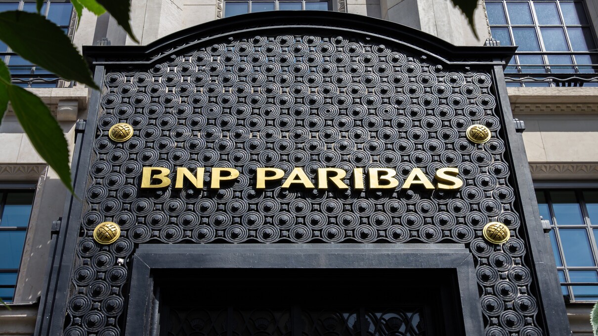 BNP Paribas baut die Spitze für das Firmenkundengeschäft in Deutschland um. Foto: HJBC - stock.adobe.com