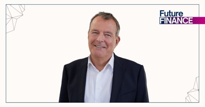 Hans-Jörg Ziegenhain gilt als einer der besten M&A-Anwälte der DACH-Region. Aber was unterscheidet ihn wirklich von anderen Top-Juristen? Foto: Hengeler Mueller/Montage: FINANCE