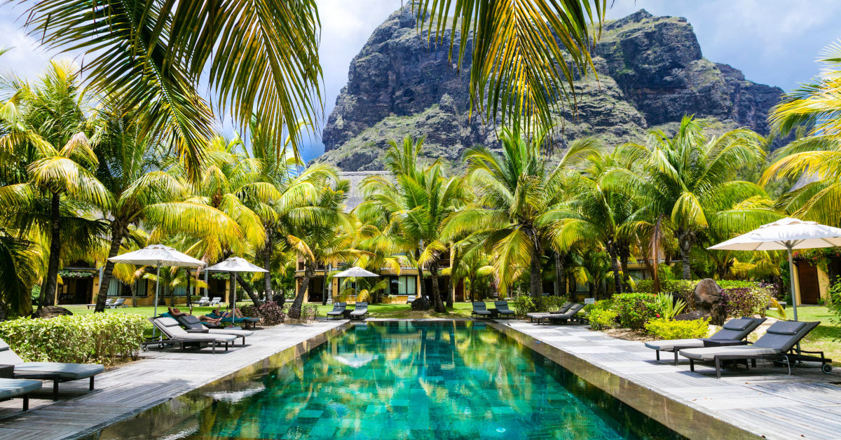 Wer gut verdient, kann auch schön Urlaub machen. Foto: Freesurf – stock.adobe.com