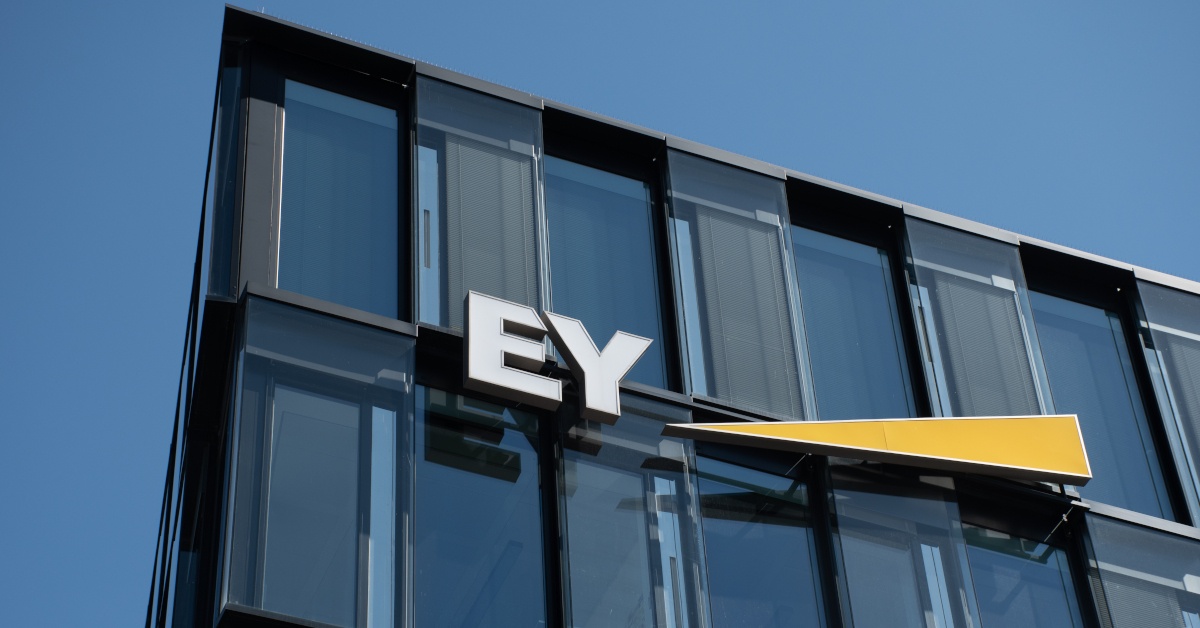 Christoph Hoerauf ist seit dem 1. Oktober am Münchener Standort von EY tätig. Foto: Anne Czichos - stock.adobe.com